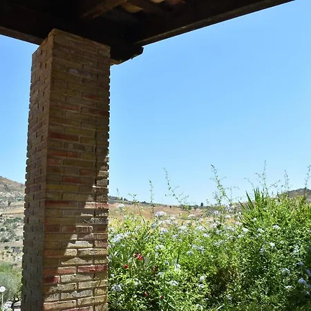 Sicily Country 3*